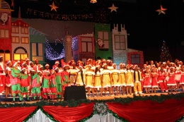 Christmas Carols Show, hosted by the Office of the President (3)