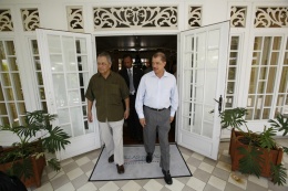 Le Président James Michel avec le Sénateur Paul Vergès, Président du Conseil Régional de La Réunion, Visite officielle à La Réunion (1)