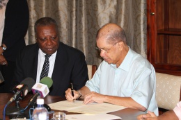 President James Michel signed the ratification of the World Trade Organisation Accession Protocol on behalf of the Republic of Seychelles at State House.