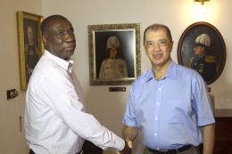 The International Monetary Fund (IMF) mission's new head to Seychelles, Mr. Wendell Samuel, paid a courtesy call on President James Michel at State House