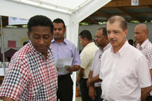 Public services go for greater interaction with the people 