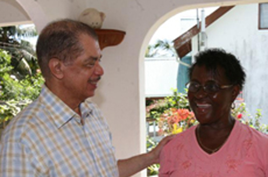 President back in Anse Etoile