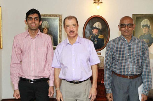 Seychellois Best Outstanding Engineering Student Meet President Michel