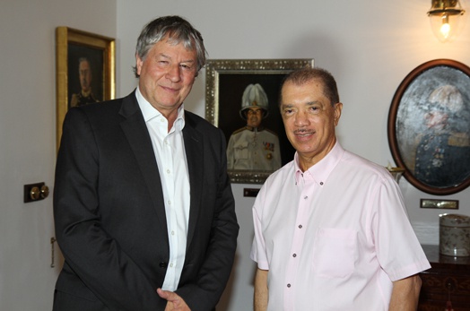 “University of Seychelles is a great success story”- Vice-Chancellor of the University of London visits Seychelles