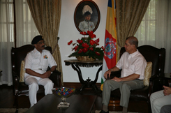 Indian Defence College Delegation Meets President