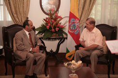 Qatari Envoy Meets President